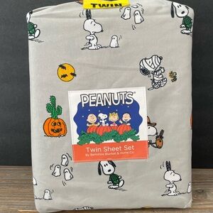 Peanuts Snoopy Twin Sheet Set 3 Pc TWIN Halloween Woodstock Mummy Gray NEW 2024
